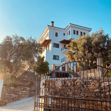Sun Touch Pelion Kala Nera